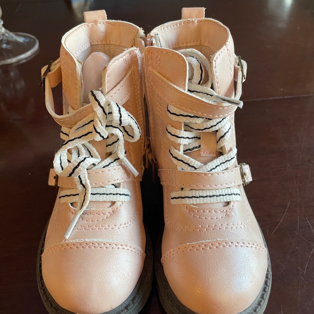 Pink boots - Picture 5 of 7